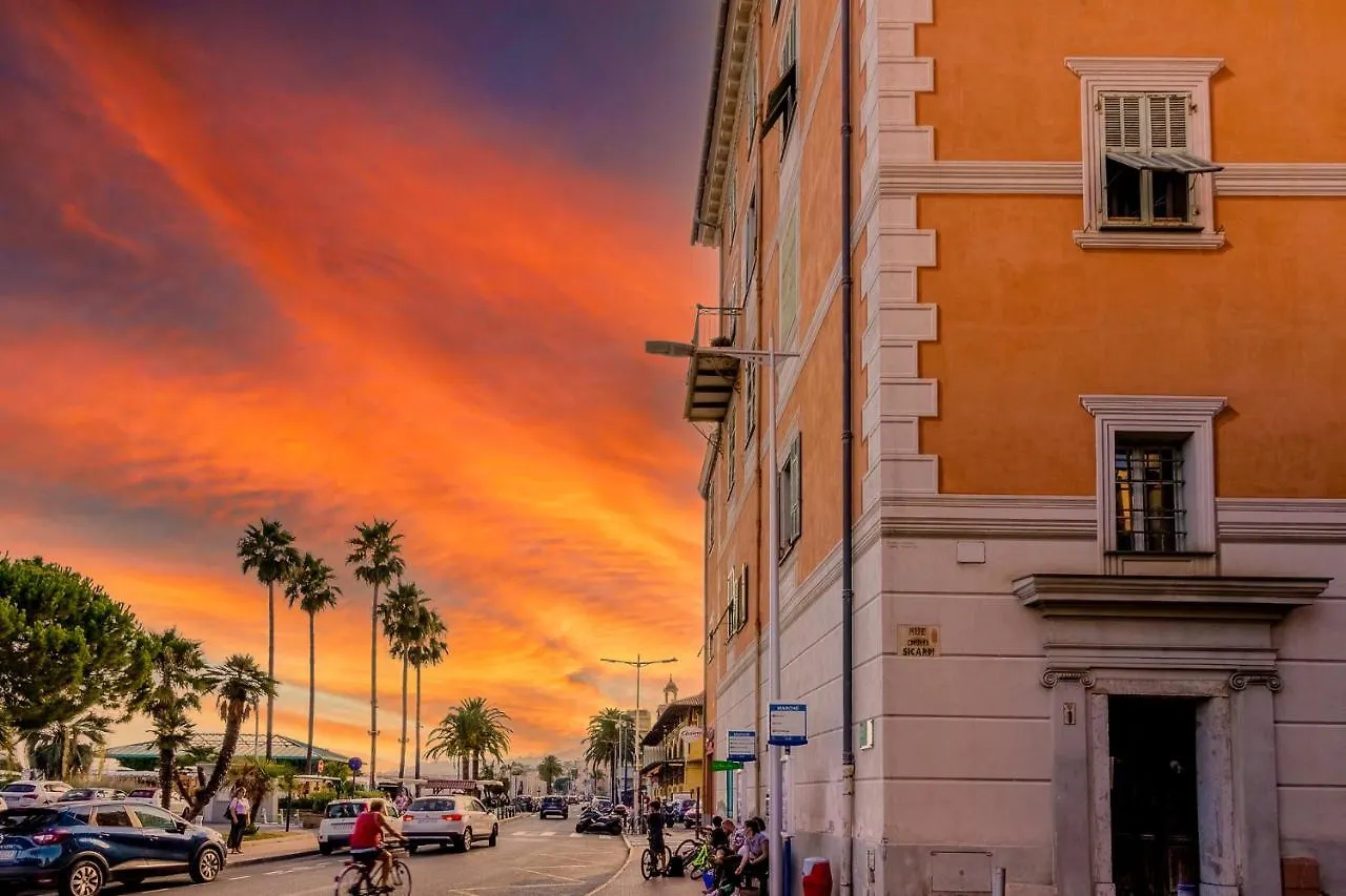 Le Sicardi-Vue Mer-Plage-Centre Ville Menton France
